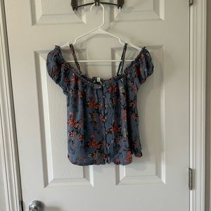 American eagle floral blouse